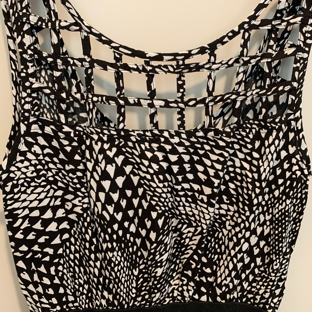 Dress - Picture 5 of 5